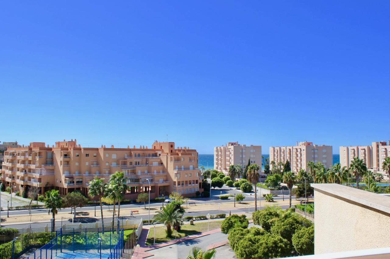 Апартаменты Espectacular Atico Con Parking Y Terraza Con Bbq Салобрения Экстерьер фото